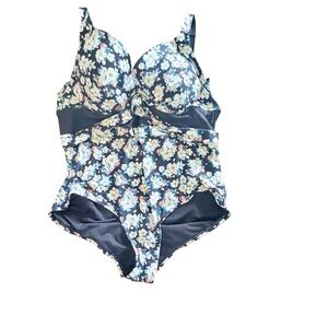 5 for $40 
Meet Curve Black Floral Mesh  Adjustable Straps Lined Swimsuit 3X